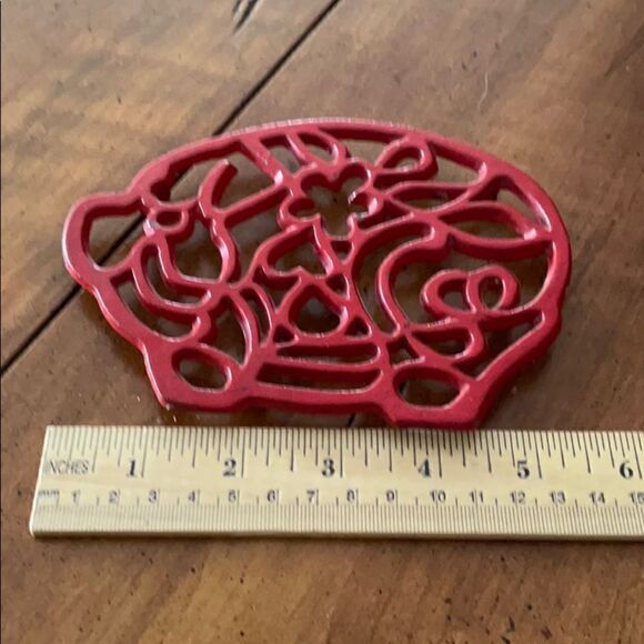 Vintage Red Iron Pig Trivet - Picture 2 of 4